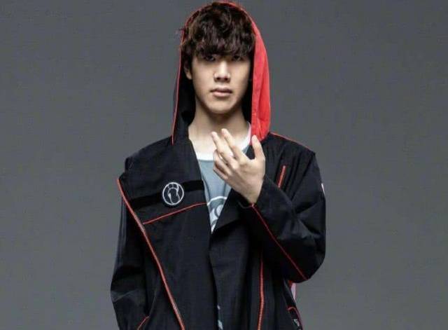 LCK官员为选手提供培训：合同知识、资产管理、社交媒体等。