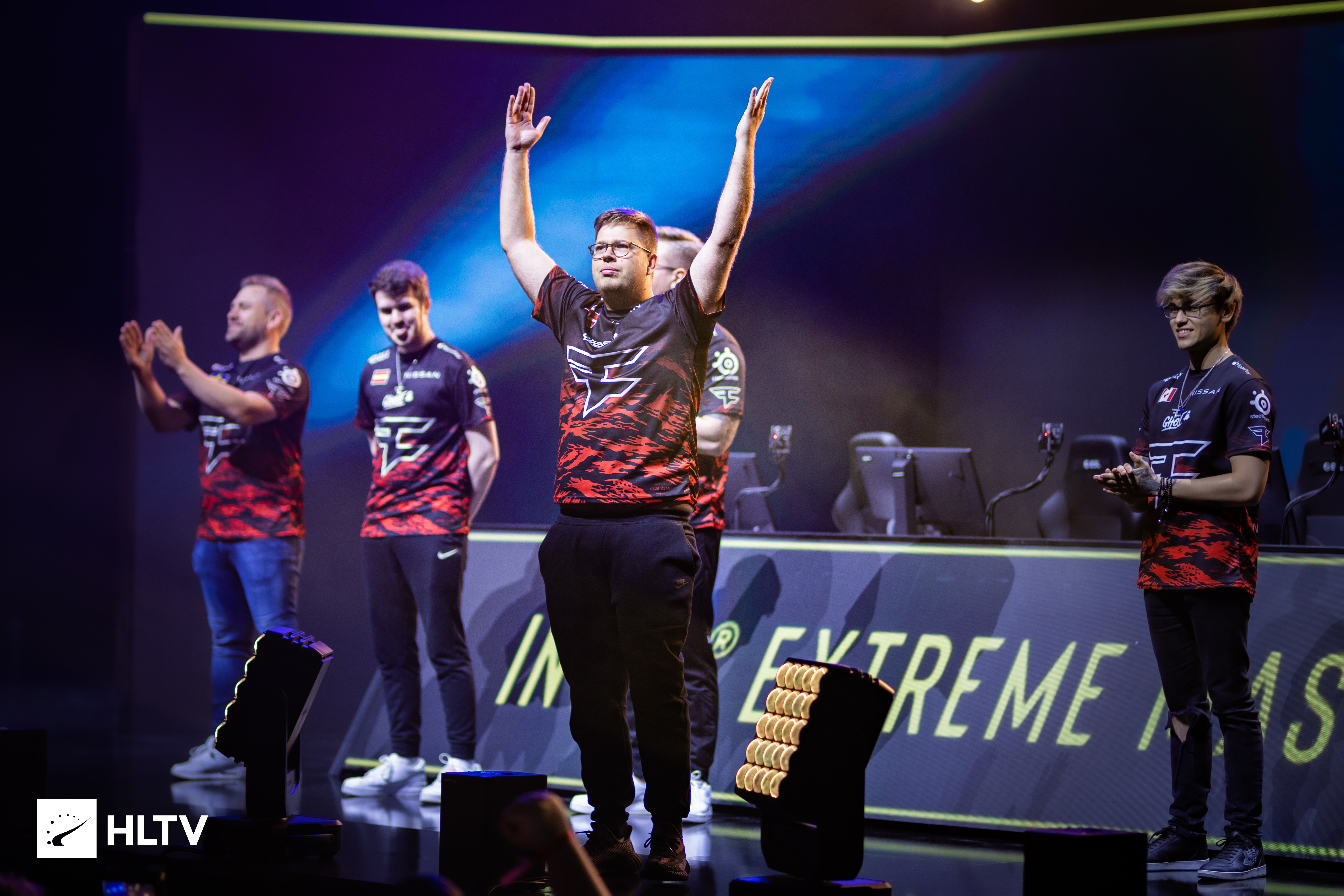 输掉世界赛心有不甘，HLE官宣换教练