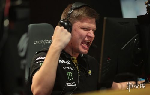 作为LCK现存的两位全球总冠军射手，Deft和Viper这次在联赛中的交手堪称万众期待