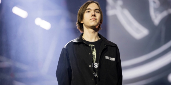 s1mple与NAVI合同期限更新：2025年到期